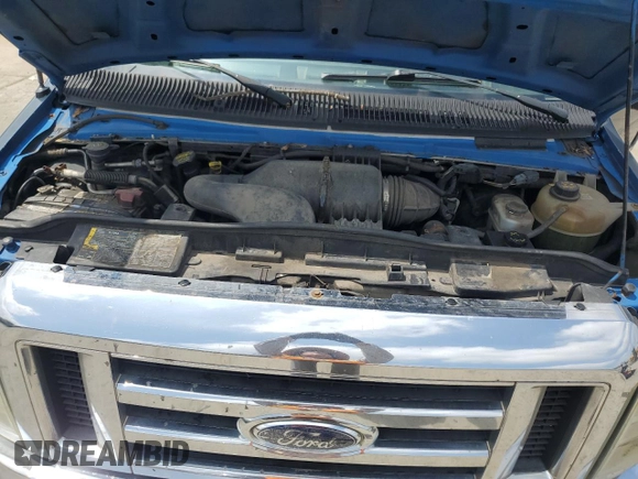 2009 Ford Econoline Passenger XL with VIN 1FBSS31L99DA33926, listed as a Copart auction lot 61430285 with 491,365 mi miles and Salvage title. Bid and sale history available at DreamBid. Image 12.