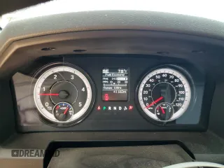 2018 Ram 2500 Big Horn with VIN 3C6UR5DL2JG275057, listed as a Copart auction lot 48528575 with 41,182 mi miles and Salvage Title. Bid and sale history available at carsss.com. Image 9.