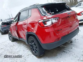 2023 Jeep Compass Latitude with VIN 3C4NJDBN9PT531729, listed as a IAAI auction lot 41620284 with 27,824 mi miles and . Bid and sale history available at DreamBid. Image 3.