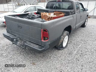 1999 Dodge Dakota SLT z VIN 1B7GL22X3XS181329, wystawiony jako IAAI lot #41480264 z przebiegiem 227 616 mil mil oraz . Historia ofert i sprzedaży dostępna na DreamBid. Obrazek 6.