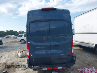 2019 Ford Transit z VIN 1FTYR3XMXKKB33312, wystawiony jako IAAI lot #42253712 z przebiegiem 68 590 mil mil oraz . Historia ofert i sprzedaży dostępna na DreamBid. Obrazek 16.