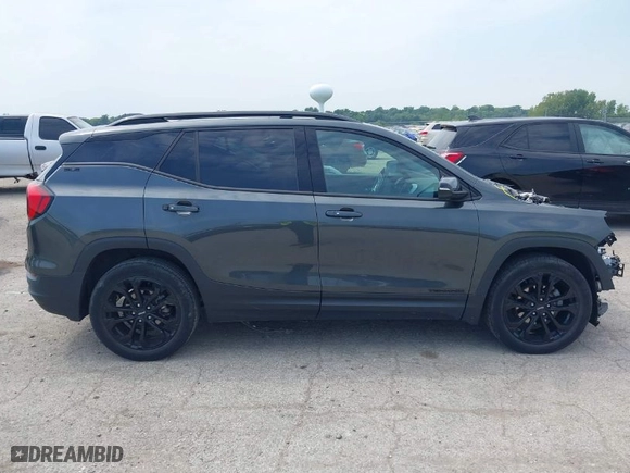 2020 GMC Terrain SLE with VIN 3GKALMEV5LL229745, listed as a IAAI auction lot 40244746 with 46,695 mi miles. Bid and sale history available at carsss.com. Image 13.