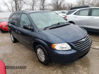2007 Chrysler Town & Country SWB with VIN 1A4GJ45R57B263524, listed as a Copart auction lot 46038364 with 157,325 mi miles and Salvage Title. Bid and sale history available at carsss.com. Image 4.