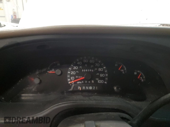 2003 Ford Econoline Passenger XL with VIN 1FMRE11LX3HB62226, listed as a Copart auction lot 45860925 with 308,385 mi miles and Non repairable. Bid and sale history available at DreamBid. Image 9.