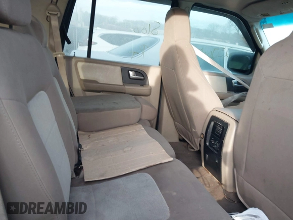 2003 Ford Expedition XLT Value with VIN 1FMPU16W83LA58988, listed as a IAAI auction lot 41627386 with 999,999 mi miles. Bid and sale history available at carsss.com. Image 8.
