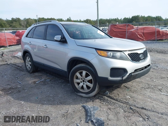 2013 Kia Sorento LX with VIN 5XYKT4A25DG389063, listed as a IAAI auction lot 41581301 with 167,726 mi miles. Bid and sale history available at carsss.com. Image 1.
