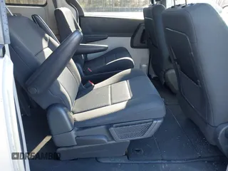 2010 Dodge Grand Caravan SE with VIN 2D4RN4DE2AR489971, listed as a IAAI auction lot 41895646 with 58,463 mi miles and . Bid and sale history available at DreamBid. Image 8.