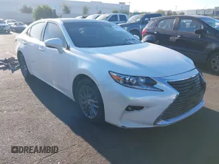 2018 Lexus ES with VIN 58ABK1GG8JU096535, listed as a IAAI auction lot 42009893 with 65,225 mi miles. Bid and sale history available at carsss.com. Image 14.
