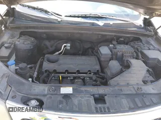 2011 Kia Sorento LX with VIN 5XYKT4A15BG183830, listed as a IAAI auction lot 42030175 with 210,713 mi miles. Bid and sale history available at carsss.com. Image 10.