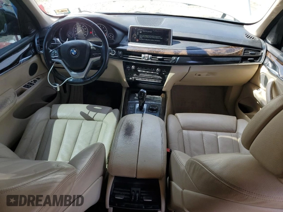2015 BMW X5 xDrive50i z VIN 5UXKR6C52F0J78895, wystawiony jako Copart lot #57764045 z przebiegiem 128 506 mil mil oraz Czysty tytuł • Clean title. Historia ofert i sprzedaży dostępna na DreamBid. Obrazek 8.