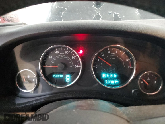 2015 Jeep Wrangler Unlimited Rubicon with VIN 1C4BJWFG3FL653961, listed as a Copart auction lot 47497135 with 97,707 mi miles and Clean title. Bid and sale history available at DreamBid. Image 9.