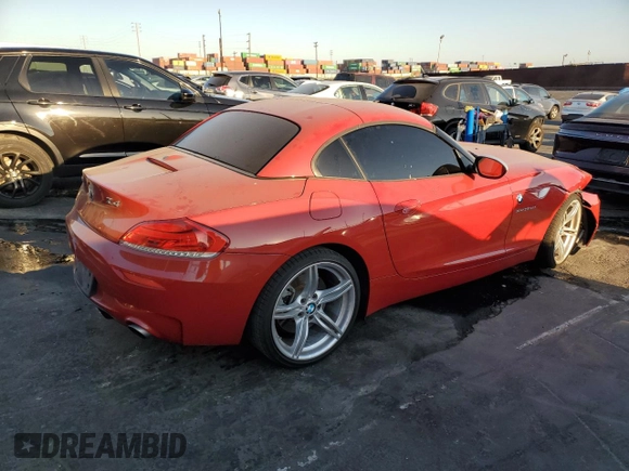 2011 BMW Z4 sDrive35is z VIN WBALM1C54BE393857, wystawiony jako Copart lot #72769234 z przebiegiem 88 986 mil mil oraz Szkoda całkowita • Salvage title. Historia ofert i sprzedaży dostępna na DreamBid. Obrazek 3.