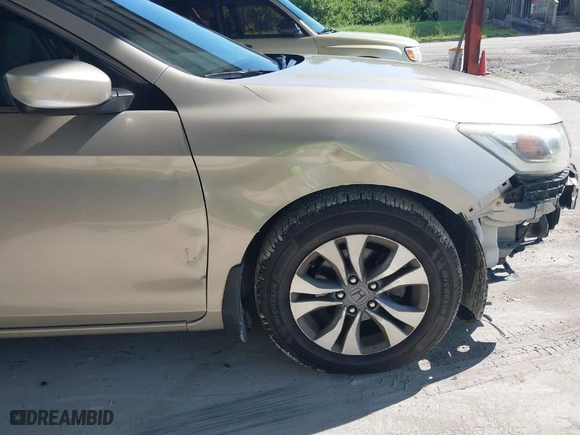 2014 Honda Accord Sedan LX with VIN 1HGCR2F32EA265540, listed as a IAAI auction lot 40387820 with 118,452 mi miles. Bid and sale history available at carsss.com. Image 19.