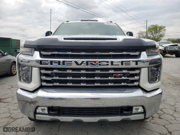 2021 Chevrolet Silverado 3500HD LTZ with VIN 1GC4YUEY2MF282936, listed as a Copart auction lot 51826115 with 31,404 mi miles and Salvage Title. Bid and sale history available at carsss.com. Image 5.