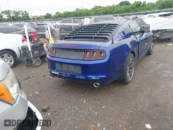 2014 Ford Mustang V6 с VIN 1ZVBP8AM7E5267695, выставлен на аукционе IAAI как лот 42535101 с пробегом 109 183 миль миль и . История ставок и продаж доступна на DreamBid. Изображение 4.