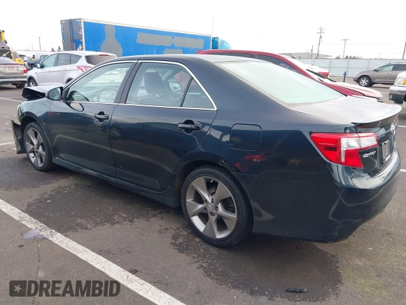 2014 Toyota Camry L with VIN 4T1BF1FK1EU396294, listed as a IAAI auction lot 41267658 with 120,898 mi miles. Bid and sale history available at carsss.com. Image 3.