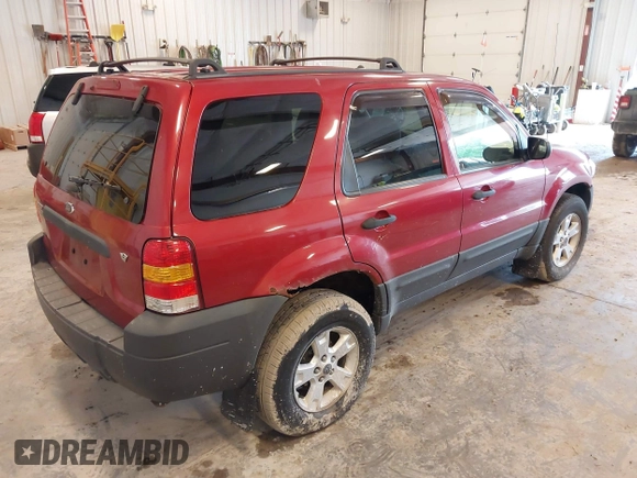 2006 Ford Escape XLT with VIN 1FMYU03186KA68258, listed as a IAAI auction lot 42521609 with 178,032 mi miles and . Bid and sale history available at DreamBid. Image 4.