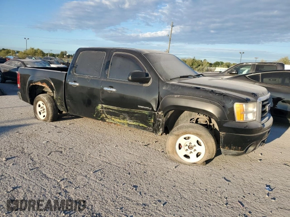 2008 GMC Sierra Denali z VIN 2GTEK638X81268607, wystawiony jako Copart lot #67148574 z przebiegiem 164 727 mil mil oraz Szkody całkowita. Historia ofert i sprzedaży dostępna na DreamBid. Obrazek 4.