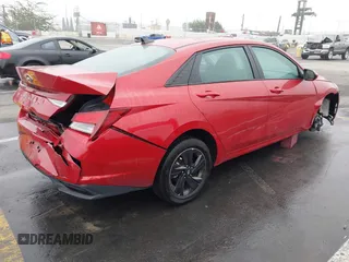 2023 Hyundai Elantra SEL with VIN KMHLM4AG6PU391030, listed as a IAAI auction lot 41015839 with 31,041 mi miles and . Bid and sale history available at DreamBid. Image 4.