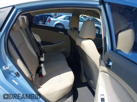 2012 Hyundai Accent GLS z VIN KMHCU4AE1CU057299, wystawiony jako IAAI lot #42130443 z przebiegiem 65 901 mil mil oraz . Historia ofert i sprzedaży dostępna na DreamBid. Obrazek 8.