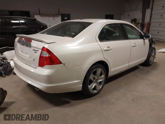 2011 Ford Fusion SPORT with VIN 3FAHP0DC9BR199903, listed as a IAAI auction lot 41395487 with 89,729 mi miles. Bid and sale history available at carsss.com. Image 4.