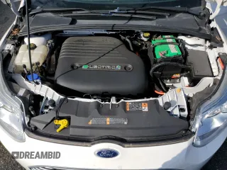 2015 Ford Focus Electric с VIN 1FADP3R41FL281341, выставлен на аукционе Copart как лот 45711345 с пробегом 75 904 миль миль и Чистый • Clean title. История ставок и продаж доступна на DreamBid. Изображение 11.