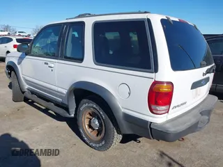 1998 Ford Explorer с VIN 1FMYU22E3WUD03895, выставлен на аукционе IAAI как лот 41376811 с пробегом 170 920 миль миль и . История ставок и продаж доступна на DreamBid. Изображение 3.