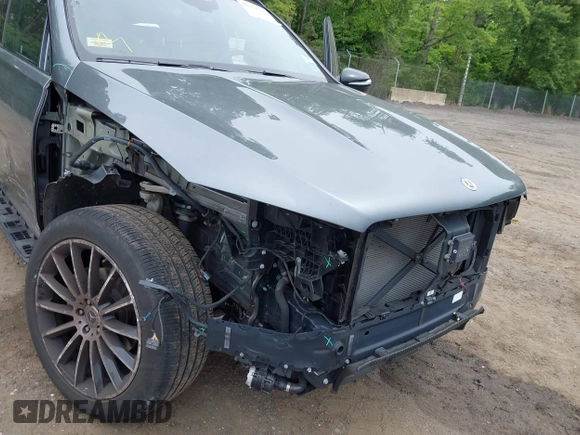 2023 Mercedes-Benz GLE 350 with VIN 4JGFB4KB1PA923727, listed as a IAAI auction lot 42351593 with 32,584 mi miles and . Bid and sale history available at DreamBid. Image 6.