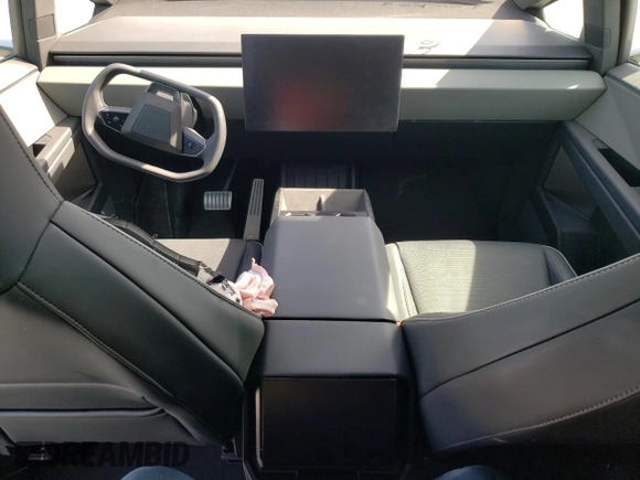 2024 Tesla Cybertruck with VIN 7G2CEHED5RA040883, listed as a Copart auction lot 49793355 with 2,822 mi miles and Salvage Title. Bid and sale history available at carsss.com. Image 8.