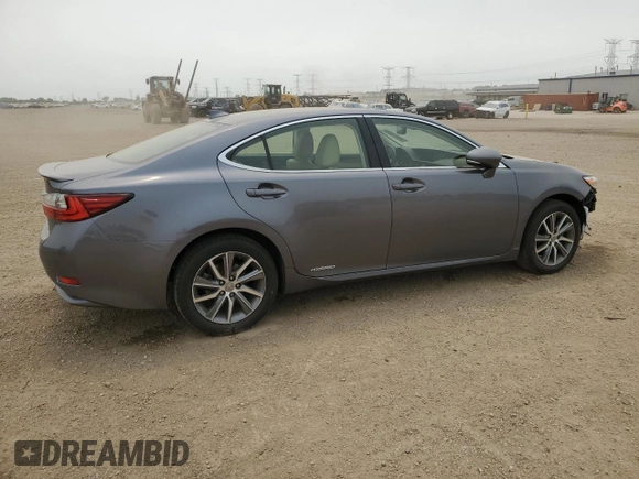 2016 Lexus ES 300h with VIN JTHBW1GG5G2103282, listed as a Copart auction lot 58801825 with 81,917 mi miles and Salvage title. Bid and sale history available at DreamBid. Image 3.