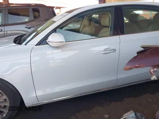2015 Audi A8 3.0T z VIN WAU3GAFD8FN019722, wystawiony jako IAAI lot #42292255 z przebiegiem 126 889 mil mil oraz . Historia ofert i sprzedaży dostępna na DreamBid. Obrazek 15.
