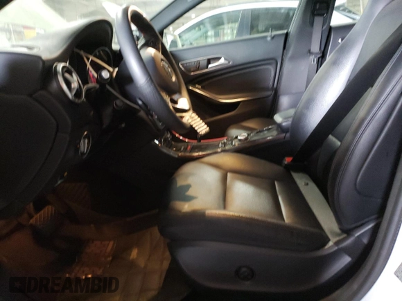 2015 Mercedes-Benz CLA 250 with VIN WDDSJ4EB6FN203810, listed as a Copart auction lot 70679943 with 74,526 mi miles and . Bid and sale history available at DreamBid. Image 7.