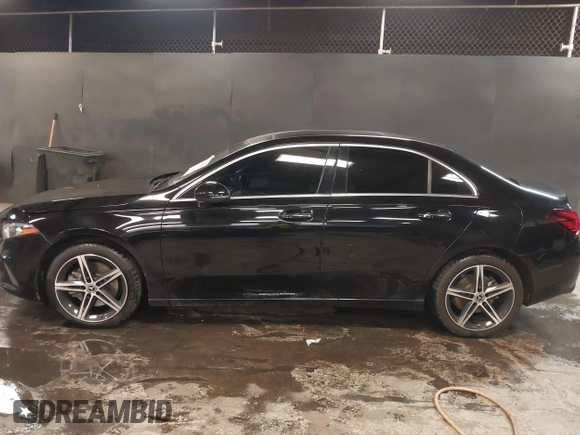 2021 Mercedes-Benz A 220 with VIN W1K3G4FB1MJ292448, listed as a IAAI auction lot 41411406 with 50,679 mi miles and . Bid and sale history available at DreamBid. Image 14.