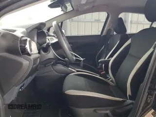 2022 Nissan Versa SV z VIN 3N1CN8EVXNL827454, wystawiony jako Copart lot #59693745 z przebiegiem 50 467 mil mil oraz Nie do naprawy • Non repairable. Historia ofert i sprzedaży dostępna na DreamBid. Obrazek 7.