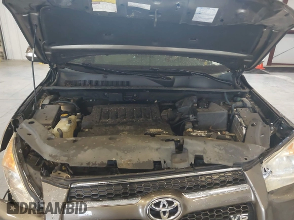 2010 Toyota RAV4 Limited z VIN 2T3DK4DV1AW034891, wystawiony jako IAAI lot #42645241 z przebiegiem 143 740 mil mil oraz . Historia ofert i sprzedaży dostępna na DreamBid. Obrazek 10.
