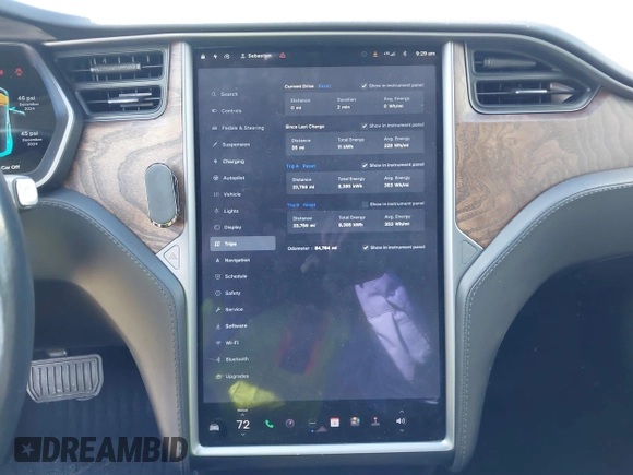 2018 Tesla Model S 75D with VIN 5YJSA1E29JF263418, listed as a IAAI auction lot 41682037 with 84,764 mi miles and . Bid and sale history available at DreamBid. Image 18.
