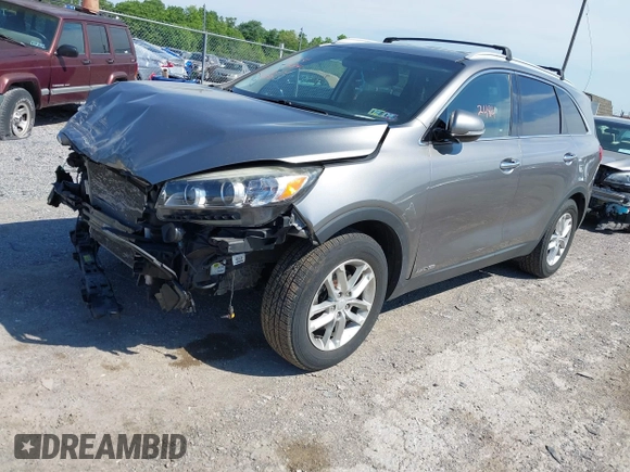 2016 Kia Sorento EX with VIN 5XYPHDA54GG087396, listed as a IAAI auction lot 42242484 with 110,980 mi miles and . Bid and sale history available at DreamBid. Image 2.