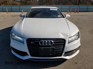 2014 Audi S7 Prestige with VIN WAUW2AFC2EN047713, listed as a Copart auction lot 79287844 with 104,410 mi miles and Salvage Title. Bid and sale history available at carsss.com. Image 5.