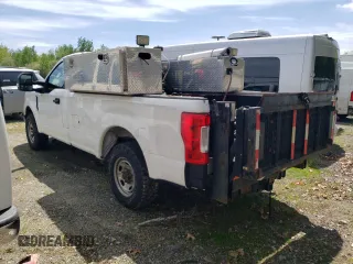 2019 Ford F-250 XL with VIN 1FTBF2A67KEG48981, listed as a Copart auction lot 56925055 with Not provided miles and Clean title. Bid and sale history available at DreamBid. Image 2.