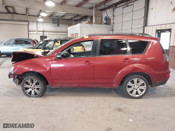 2012 Mitsubishi Outlander SE with VIN JA4AS3AW9CU016434, listed as a IAAI auction lot 41757429 with 152,484 mi miles. Bid and sale history available at carsss.com. Image 13.
