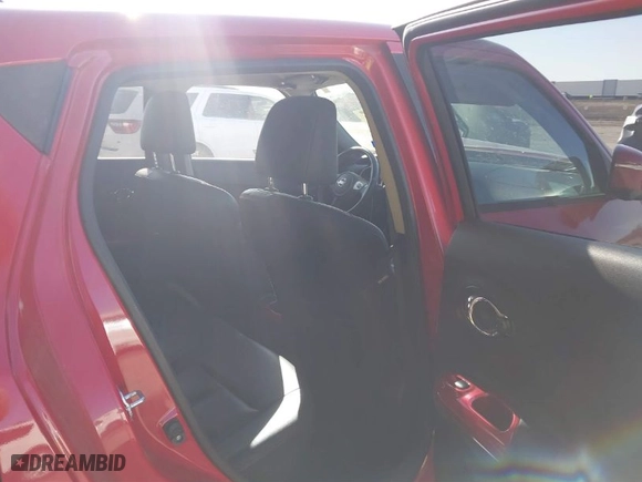 2016 Nissan Juke S with VIN JN8AF5MR8GT601274, listed as a IAAI auction lot 41837920 with 100,856 mi miles. Bid and sale history available at carsss.com. Image 8.