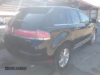 2008 Lincoln MKX with VIN 2LMDU68C78BJ24218, listed as a IAAI auction lot 41227522 with 180,137 mi miles. Bid and sale history available at carsss.com. Image 4.