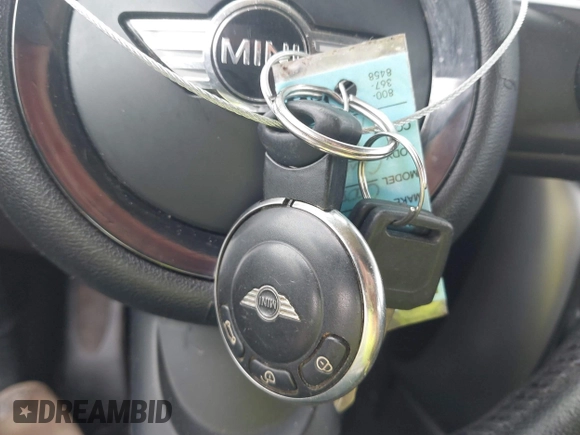 2012 MINI Countryman with VIN WMWZB3C59CWM06836, listed as a IAAI auction lot 41690459 with 172,163 mi miles and . Bid and sale history available at DreamBid. Image 11.