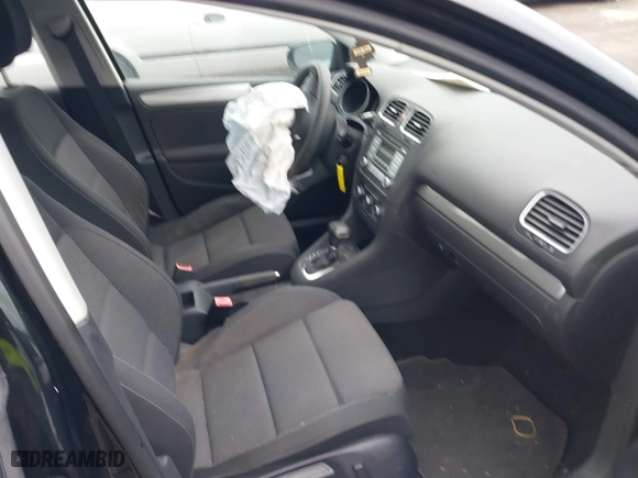2010 Volkswagen Golf with VIN WVWDB7AJ3AW427411, listed as a IAAI auction lot 41849440 with 62,093 mi miles. Bid and sale history available at carsss.com. Image 5.