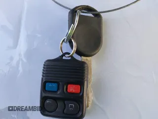 2002 Ford Explorer Limited с VIN 1FMDU75E12ZA88750, выставлен на аукционе IAAI как лот 41986753 с пробегом 160 527 миль миль и . История ставок и продаж доступна на DreamBid. Изображение 11.