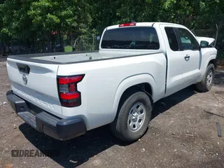 2023 Nissan Frontier S z VIN 1N6ED1CL8PN662408, wystawiony jako IAAI lot #42273671 z przebiegiem 23 955 mil mil oraz . Historia ofert i sprzedaży dostępna na DreamBid. Obrazek 4.
