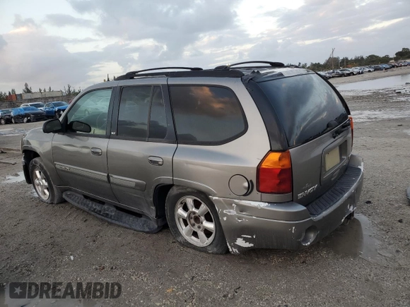2005 GMC Envoy SLT with VIN 1GKDS13S752232013, listed as a Copart auction lot 83841804 with 307,447 mi miles and Non Repairable. Bid and sale history available at carsss.com. Image 2.