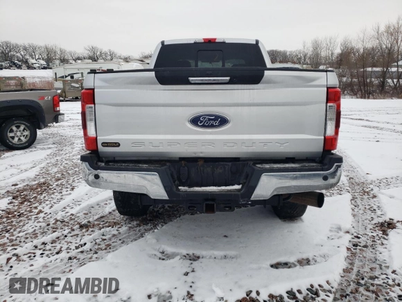 2019 Ford F-350 XL with VIN 1FT8X3BT7KEF13579, listed as a Copart auction lot 86267024 with Not provided miles and Salvage title. Bid and sale history available at DreamBid. Image 6.
