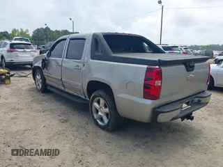 2007 Chevrolet Avalanche 3LT z VIN 3GNEC120X7G268177, wystawiony jako IAAI lot #42287255 z przebiegiem 278 531 mil mil oraz . Historia ofert i sprzedaży dostępna na DreamBid. Obrazek 3.