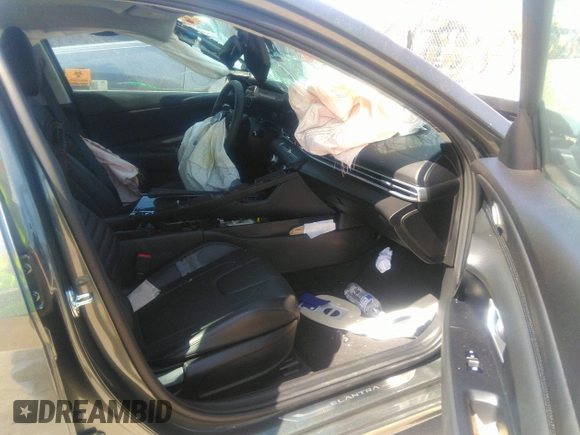 2024 Hyundai Elantra Limited with VIN KMHLP4DG4RU818145, listed as a IAAI auction lot 41881179 with 3,128 mi miles and . Bid and sale history available at DreamBid. Image 5.